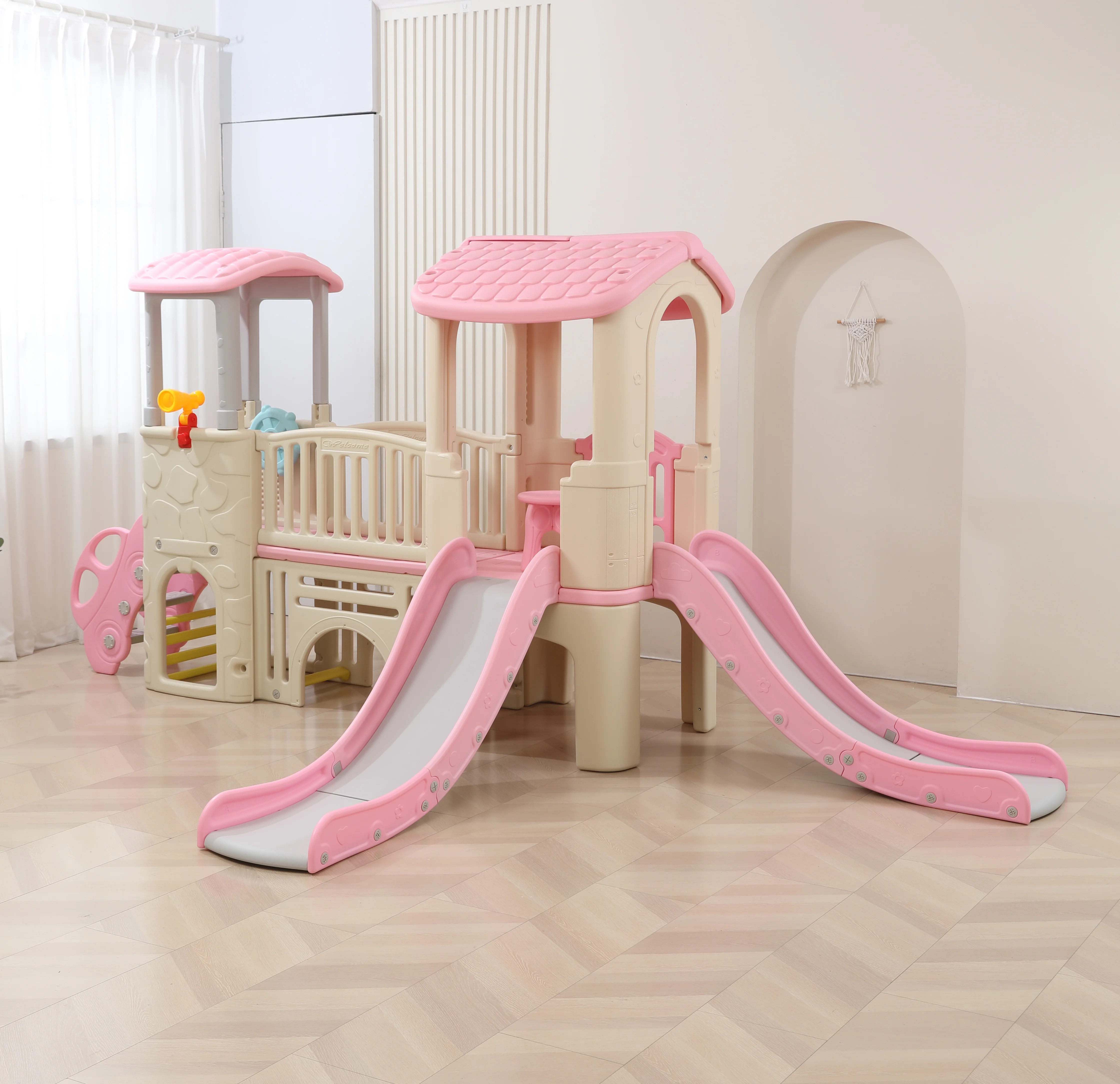 Kids Toys Mall - Rumah Bermain Dalam Ruangan Besar dengan